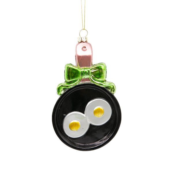 food-and-drinks-spiegel-ei-in-pan-ornament-cheerful-design